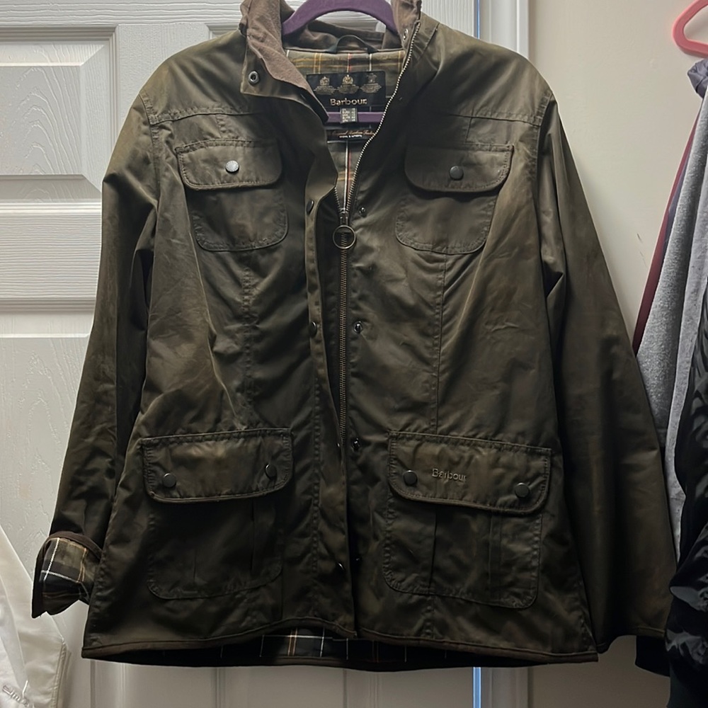 Barbour Beadnell waxed cotton jacket 12